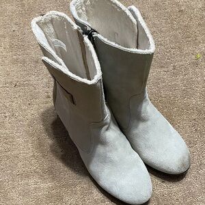 Sporto Light Gray Suede 10 Wide Width Winter Boots